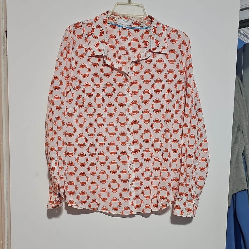 Crown & Ivy Orange and White Patterned Crab Shirt Sz Large Turquoise Threading